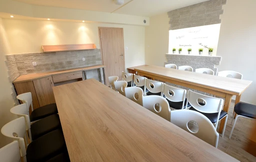 Cocina para invitados para autoservicio